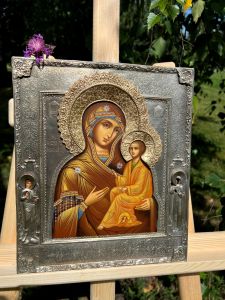 Рукописная икона Тихвинская с окладом 8 (Размер 26*31 см)
